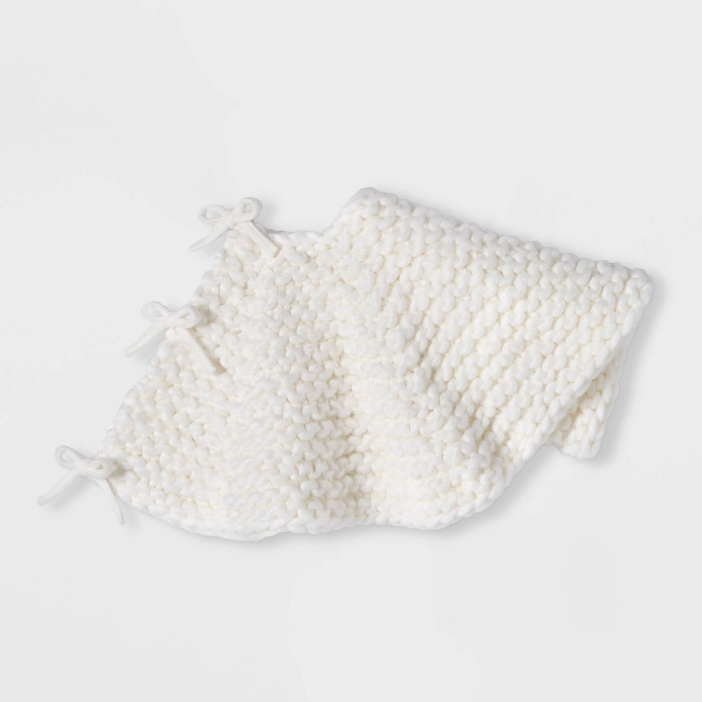 Hand Knit Tree Skirt Ivory.jpg